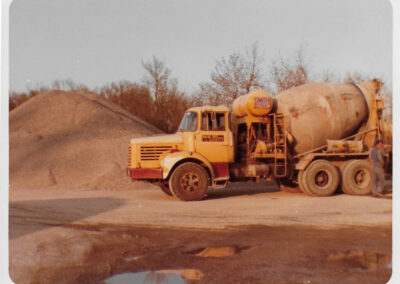 camion boule béton